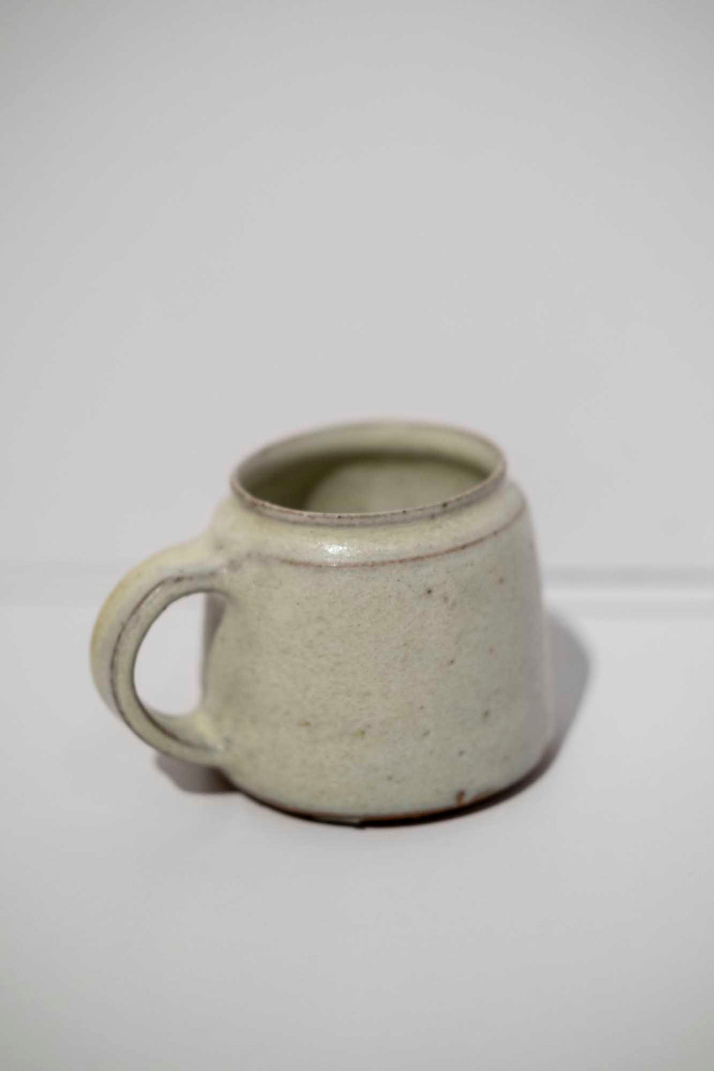 Shiro Side Shell Mug
